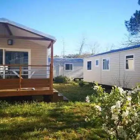 Camping 4 Etoiles - Piscine - Eecabc Campsite