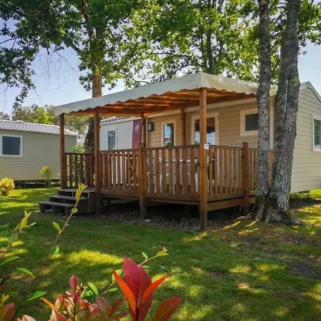 4 Etoiles - Piscine - Eecabc *