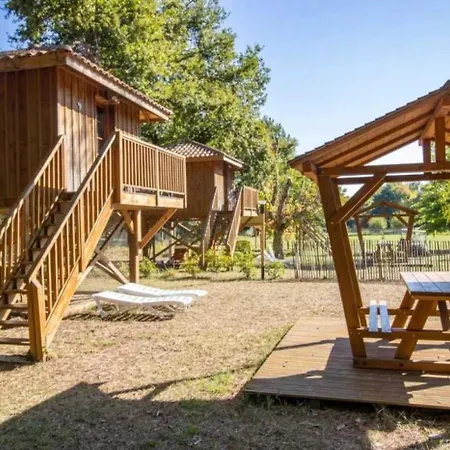 Camping 4 Etoiles - Piscine - Eecabc * Azur