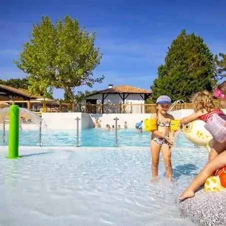 Zecamping 4 Etoiles Chiens Acceptes Bien-Etre Piscine Couverte 4*