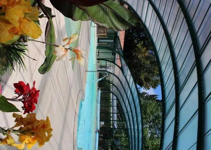 4 Etoiles - Piscine - Eecabc Azur