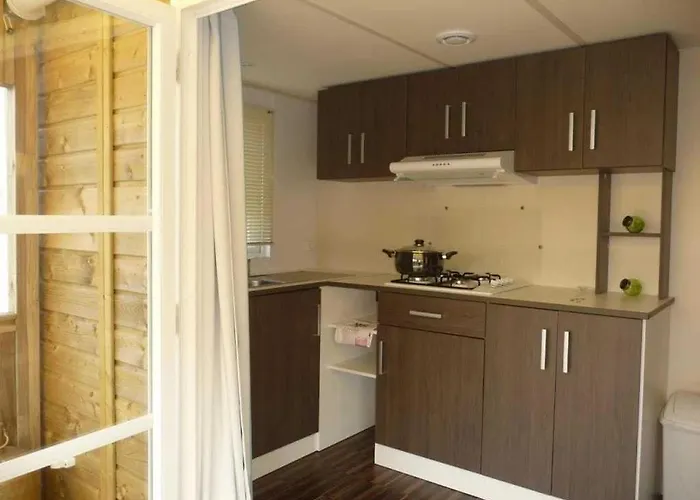 4 Etoiles - Piscine - Eecabc