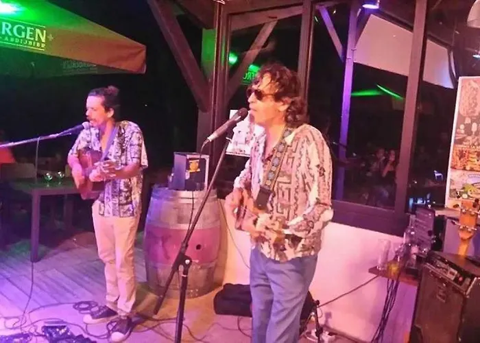 4 étoiles - Piscine - Eecabc