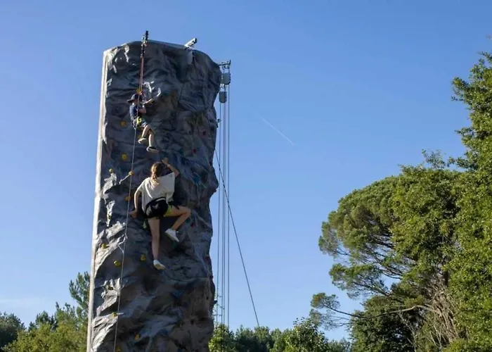 Camping 4 Etoiles - Piscine - Eecabc Azur